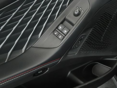 Used 2024 Dodge Charger Daytona R/T w/ Plus Group image 6