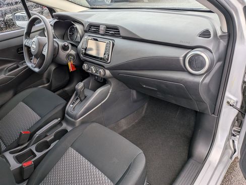Used 2024 Nissan Versa S w/ S Plus Package image 32