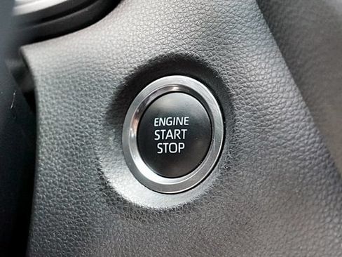Used 2024 Toyota Corolla SE FWD image 30