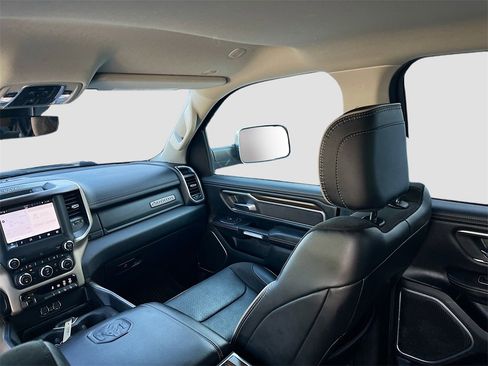 Used 2022 RAM 1500 Laramie image 22