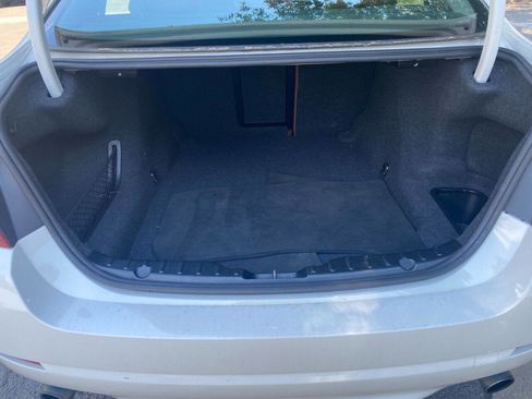 Used 2013 BMW 535i xDrive Sedan image 18