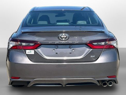 Used 2024 Toyota Camry SE FWD image 4