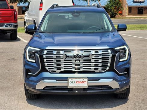 New 2026 GMC Terrain Denali w/ LPO, Black Badging Package image 2