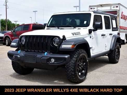 Used 2023 Jeep Wrangler Unlimited w/ Cold Weather Group AWD/4WD image 1