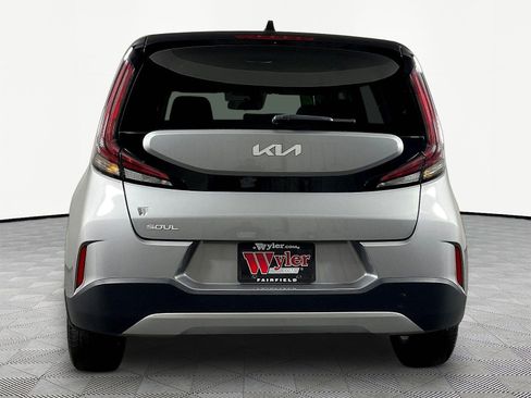 Used 2024 Kia Soul LX w/ Option Group 015 FWD image 5