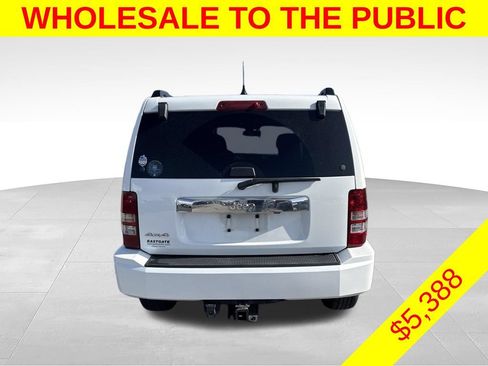 Used 2012 Jeep Liberty Sport AWD/4WD image 6