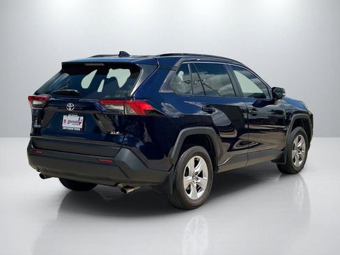 Certified 2022 Toyota RAV4 XLE FWD image 5