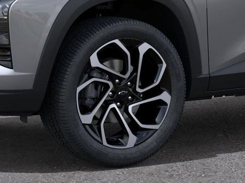 New 2026 Chevrolet Trax RS w/ Sunroof Package FWD image 9