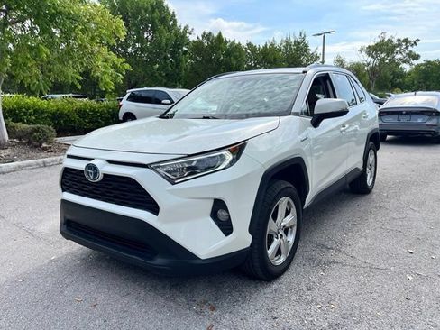 Used 2021 Toyota RAV4 XLE Premium AWD/4WD image 3