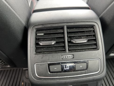 Used 2018 Audi A4 2.0T Prestige w/ Prestige Package AWD/4WD image 38