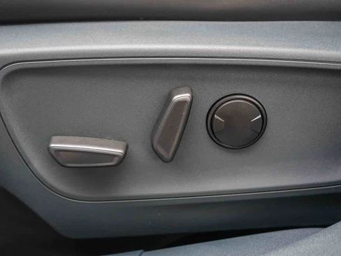 New 2026 Ford Maverick Lobo AWD/4WD image 20