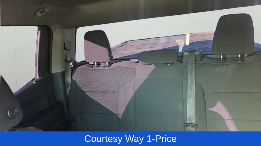 Used 2022 Chevrolet Silverado 1500 Custom AWD/4WD image 12