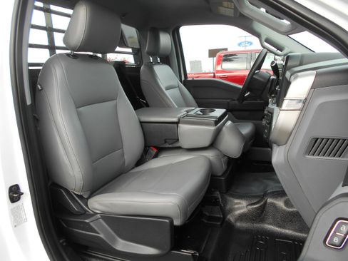 Used 2024 Ford F350 XL image 9