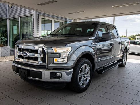 Used 2015 Ford F150 XLT w/ Trailer Tow Package RWD image 10