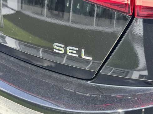 New 2025 Volkswagen Jetta SEL image 11