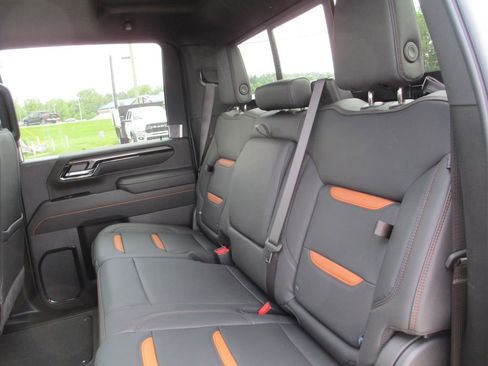 New 2026 GMC Sierra 2500 AT4 w/ AT4 Premium Plus Package AWD/4WD image 13