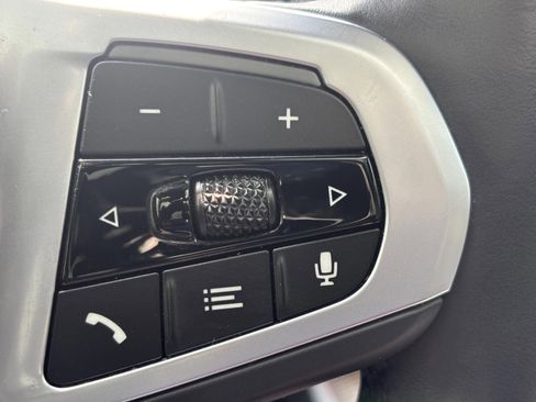 Used 2023 BMW X5 M50i w/ Executive Package image 7