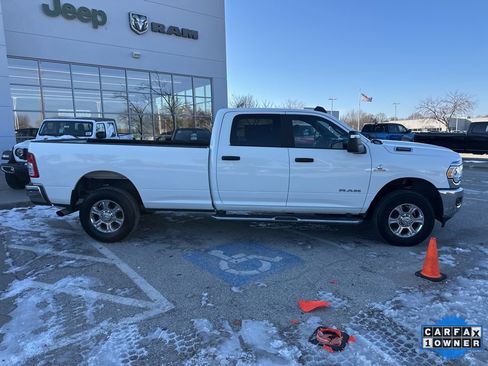Used 2024 RAM 3500 Big Horn image 35