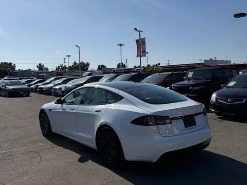 Used 2026 Tesla Model S AWD/4WD image 4