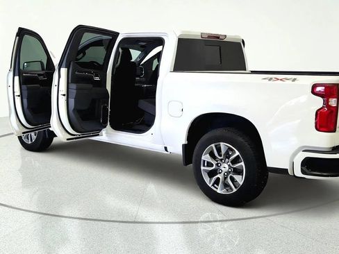 Used 2026 Chevrolet Silverado 1500 RST w/ Convenience Package II AWD/4WD image 10