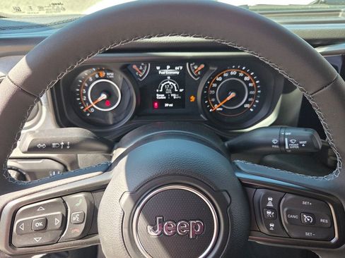 New 2026 Jeep Gladiator Sport image 22