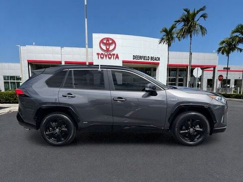Certified 2020 Toyota RAV4 XSE w/ XSE Grade Weather Package AWD/4WD image 8