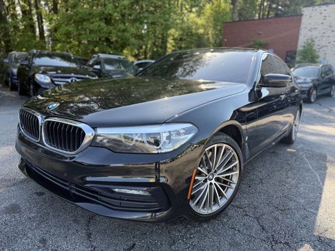Used 2018 BMW 530e RWD image 1