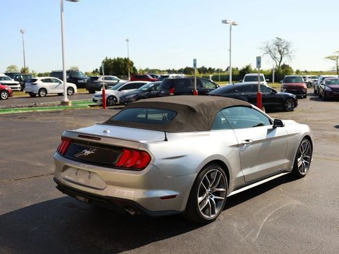Used 2022 Ford Mustang Premium RWD image 5