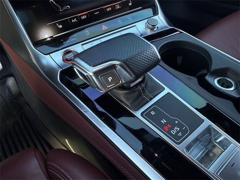 Used 2022 Audi S6 Premium Plus image 18