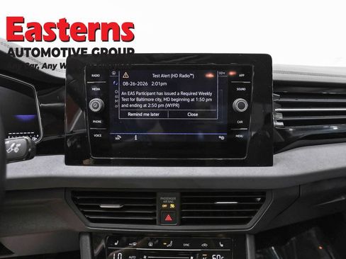 Used 2025 Volkswagen Jetta SE FWD image 12
