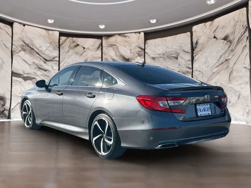 Used 2018 Honda Accord Sport image 5