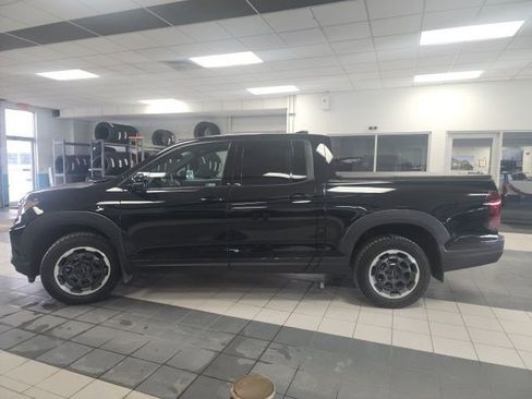Used 2024 Honda Ridgeline Black Edition image 7