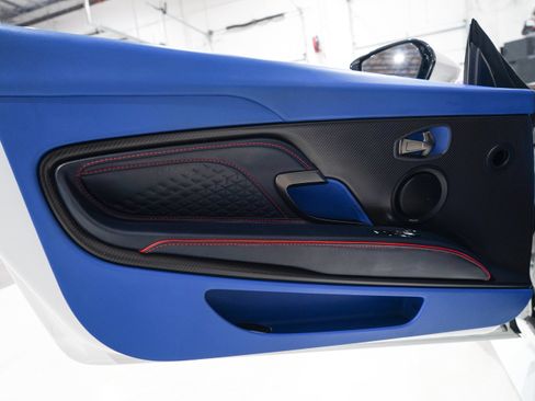 Used 2020 Aston Martin DBS Superleggera RWD image 19