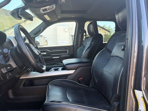 Used 2019 RAM 2500 Laramie AWD/4WD image 10