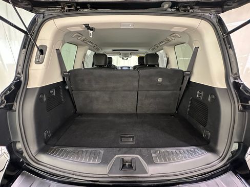 Used 2020 Nissan Armada Platinum w/ Captain's Chairs Package AWD/4WD image 11
