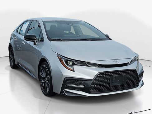 Used 2022 Toyota Corolla SE w/ Carpet Mat Package (TMS) FWD image 3