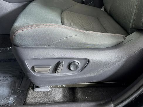 Used 2021 Toyota RAV4 SE w/ Weather & Moonroof Package AWD/4WD image 21