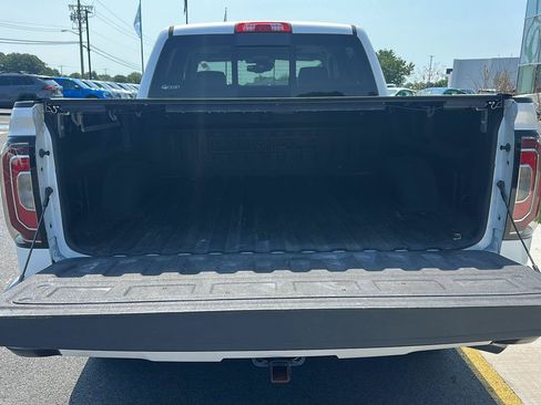 Used 2017 GMC Sierra 1500 Denali w/ Denali Ultimate Package AWD/4WD image 14