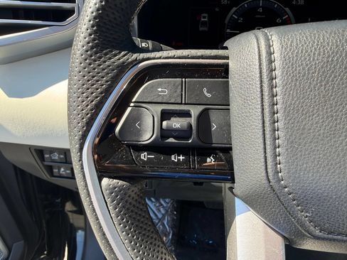 Used 2024 Toyota Tundra Capstone AWD/4WD image 15