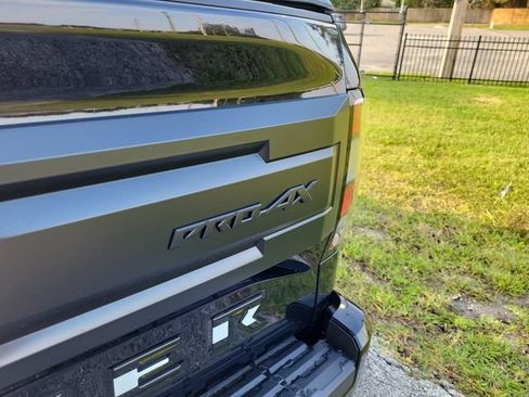 New 2026 Nissan Frontier PRO-4X w/ Pro Premium Package AWD/4WD image 5