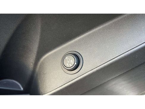 Used 2022 Chevrolet Equinox LT image 20