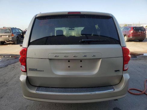 Used 2013 Dodge Grand Caravan SE image 5