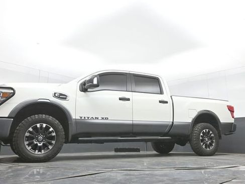 Used 2018 Nissan Titan PRO-4X w/ Pro-4x Convenience Package image 30