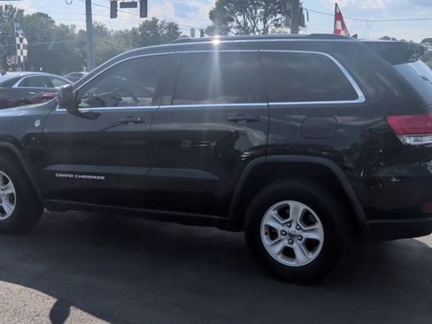 Used 2015 Jeep Grand Cherokee Laredo w/ Quick Order Package 23E AWD/4WD image 6