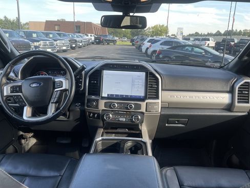 Used 2022 Ford F250 Lariat w/ Tremor Off-Road Package image 36