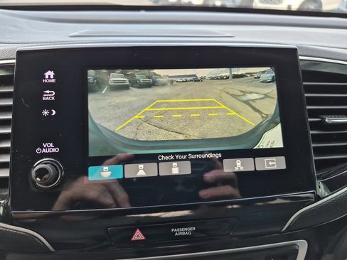 Used 2022 Honda Pilot Touring image 38