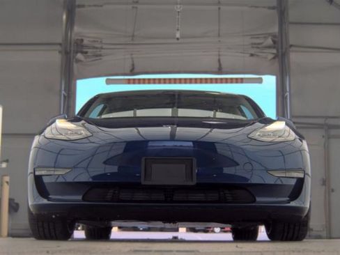 Used 2023 Tesla Model 3 Performance AWD/4WD image 3