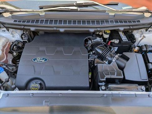 Used 2015 Ford Edge SEL w/ Equipment Group 201A FWD image 22