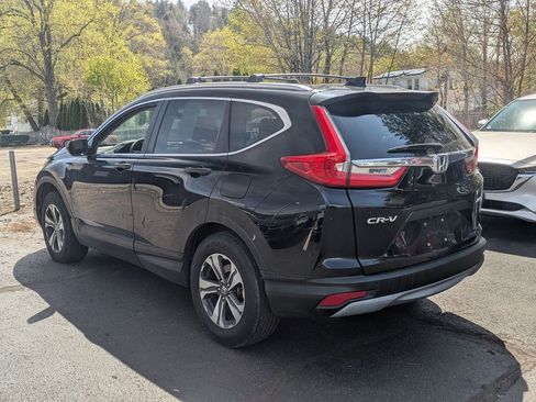 Used 2017 Honda CR-V LX image 4