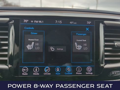 Used 2018 Chrysler Pacifica Touring-L w/ Tire & Wheel Group image 18